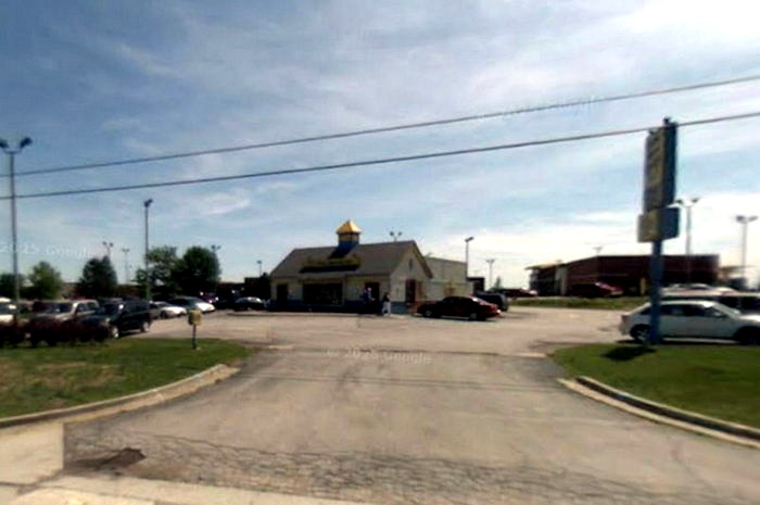 Long John Silvers - Adrian - 1421 S Main St (newer photo)